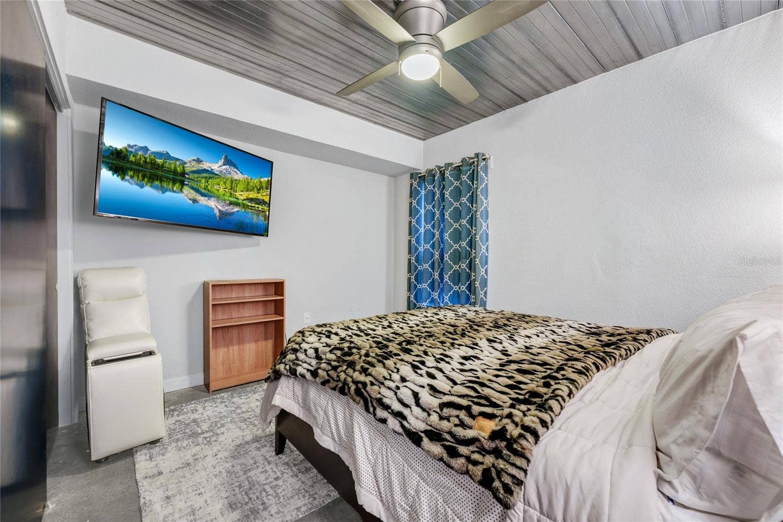 1607 WOODWARD STREET, #11, Orlando, FL 32803 1607 WOODWARD STREET, #11, Orlando, FL 32803