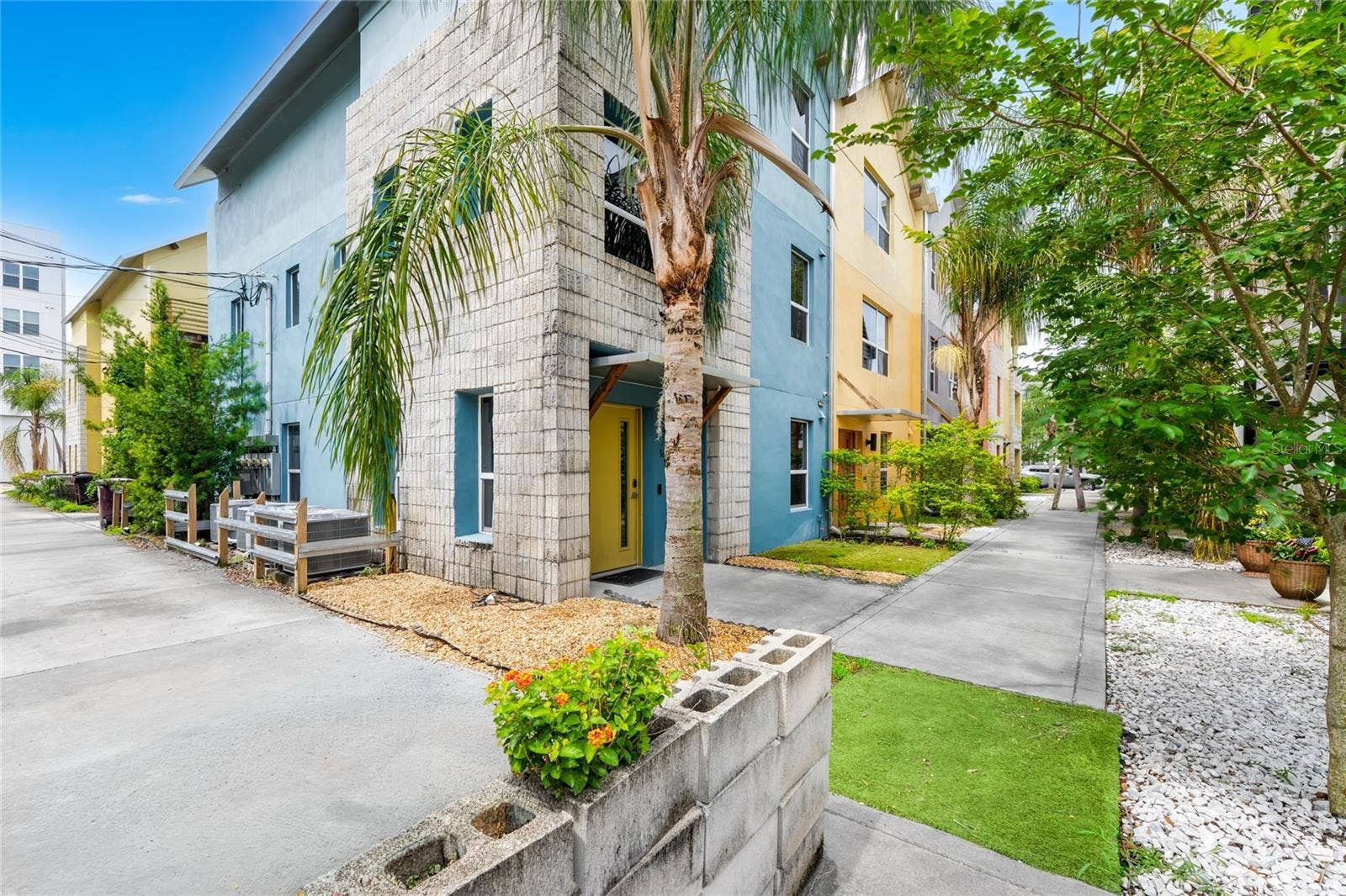 1607 WOODWARD STREET, #11, Orlando, FL 32803 1607 WOODWARD STREET, #11, Orlando, FL 32803
