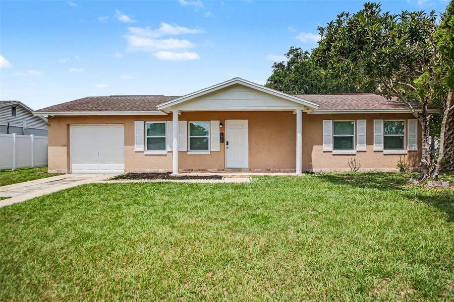 Property photo for 140 GUAYMAS DRIVE, Kissimmee, FL