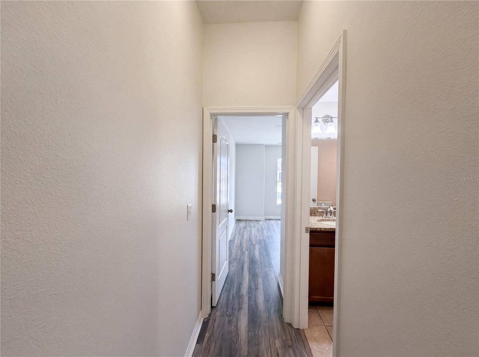 1969 HAWKS VIEW DRIVE, Ruskin, FL 33570 1969 HAWKS VIEW DRIVE, Ruskin, FL 33570