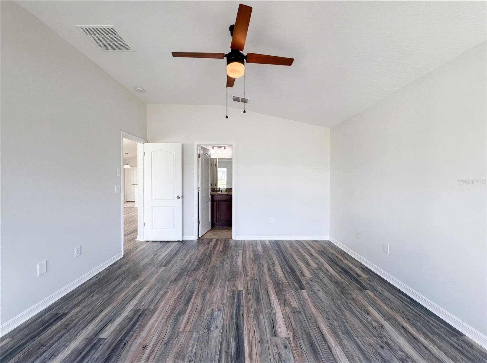 1969 HAWKS VIEW DRIVE, Ruskin, FL 33570 1969 HAWKS VIEW DRIVE, Ruskin, FL 33570