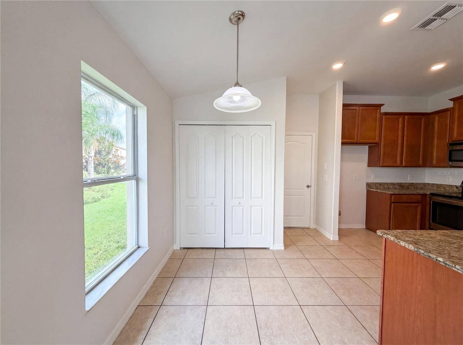 1969 HAWKS VIEW DRIVE, Ruskin, FL 33570 1969 HAWKS VIEW DRIVE, Ruskin, FL 33570