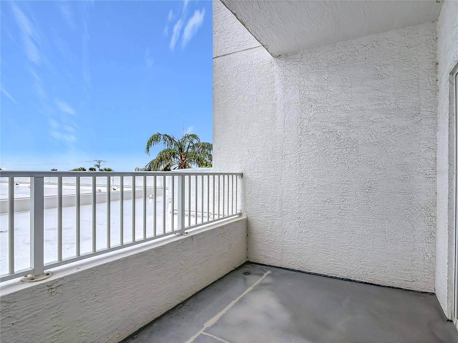 2 OCEANS WEST BLVD, #300, Daytona Beach Shores, FL 32118 2 OCEANS WEST BLVD, #300, Daytona Beach Shores, FL 32118