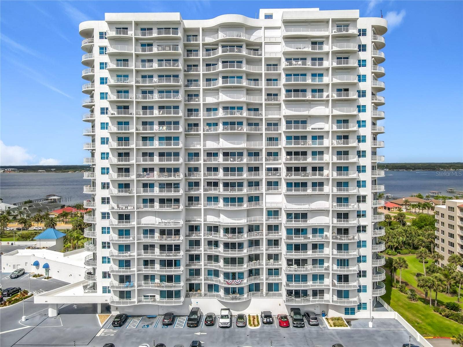 2 OCEANS WEST BLVD, #300, Daytona Beach Shores, FL 32118 2 OCEANS WEST BLVD, #300, Daytona Beach Shores, FL 32118