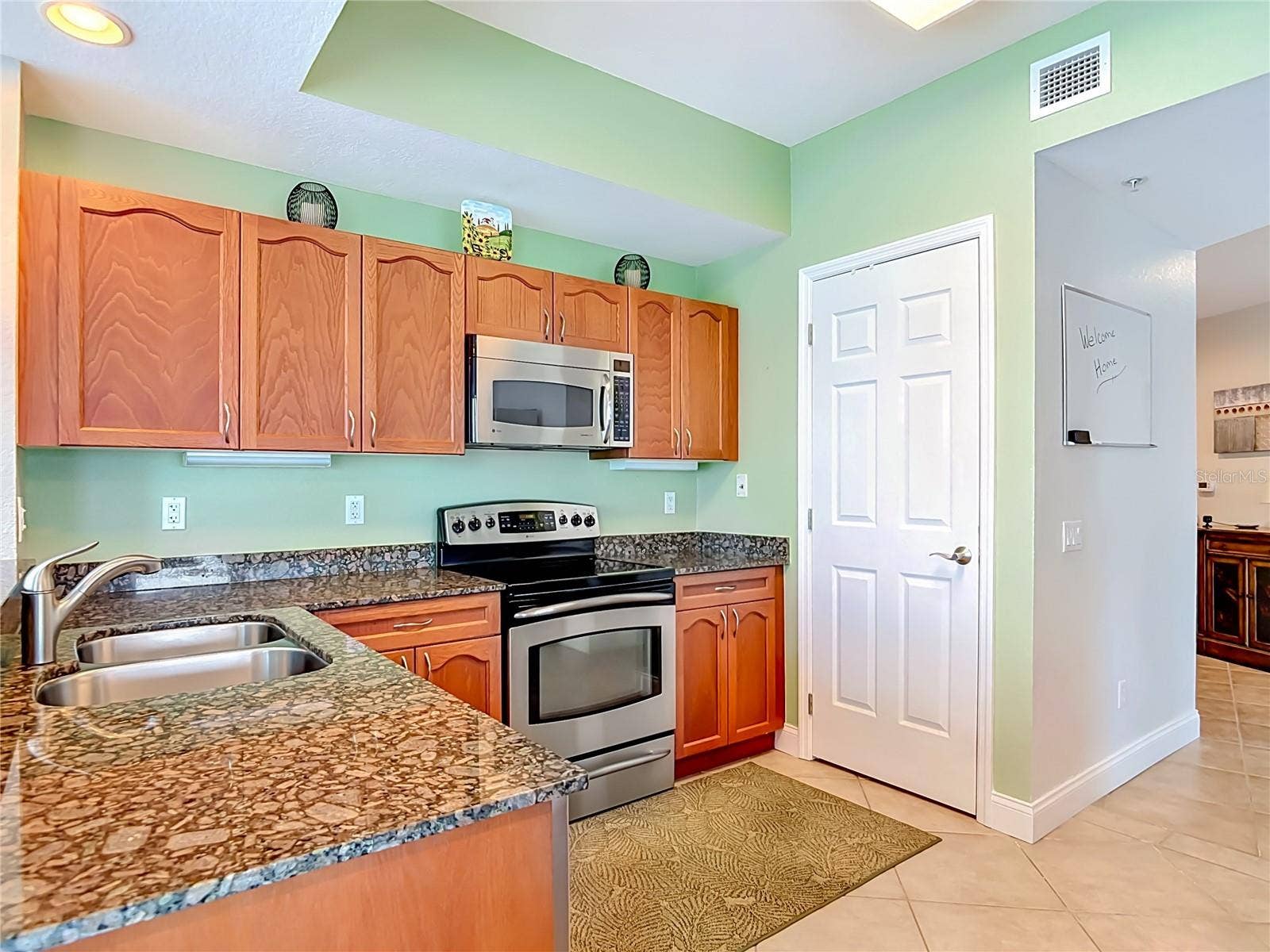 2 OCEANS WEST BLVD, #300, Daytona Beach Shores, FL 32118 2 OCEANS WEST BLVD, #300, Daytona Beach Shores, FL 32118