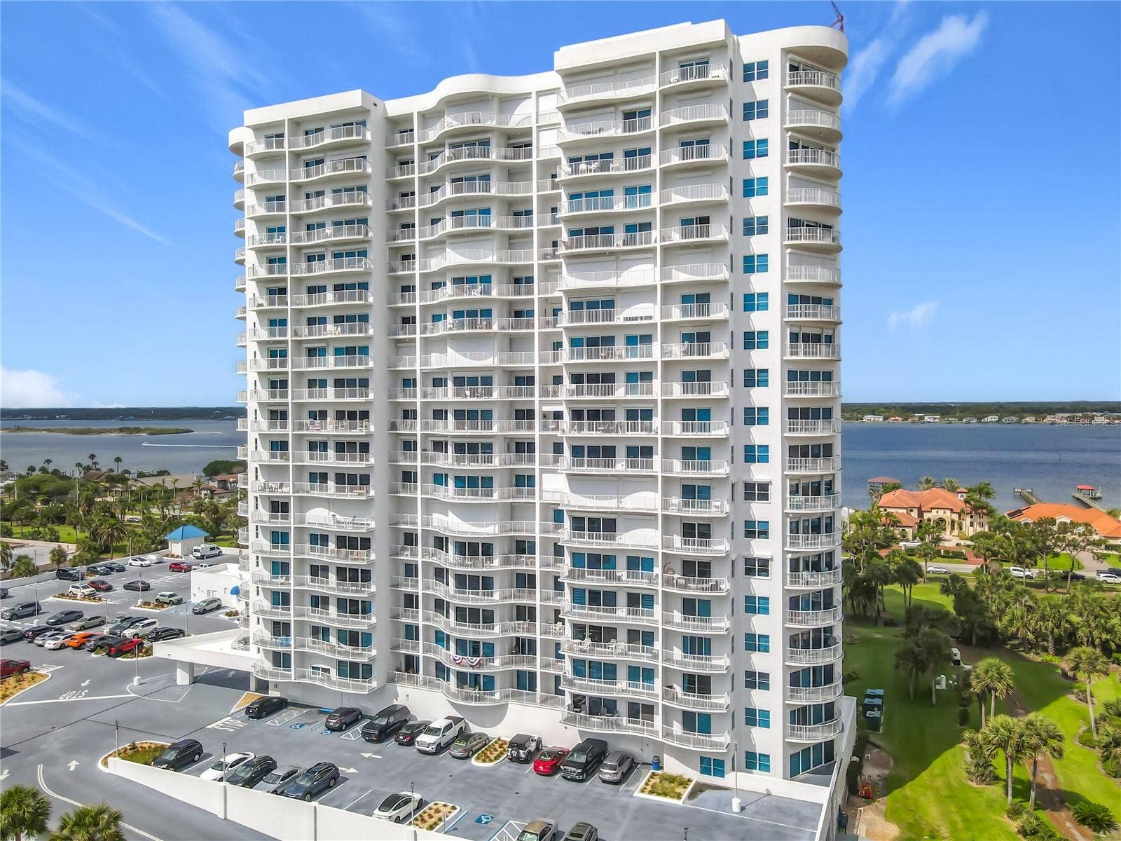 2 OCEANS WEST BLVD, #300, Daytona Beach Shores, FL 32118 2 OCEANS WEST BLVD, #300, Daytona Beach Shores, FL 32118