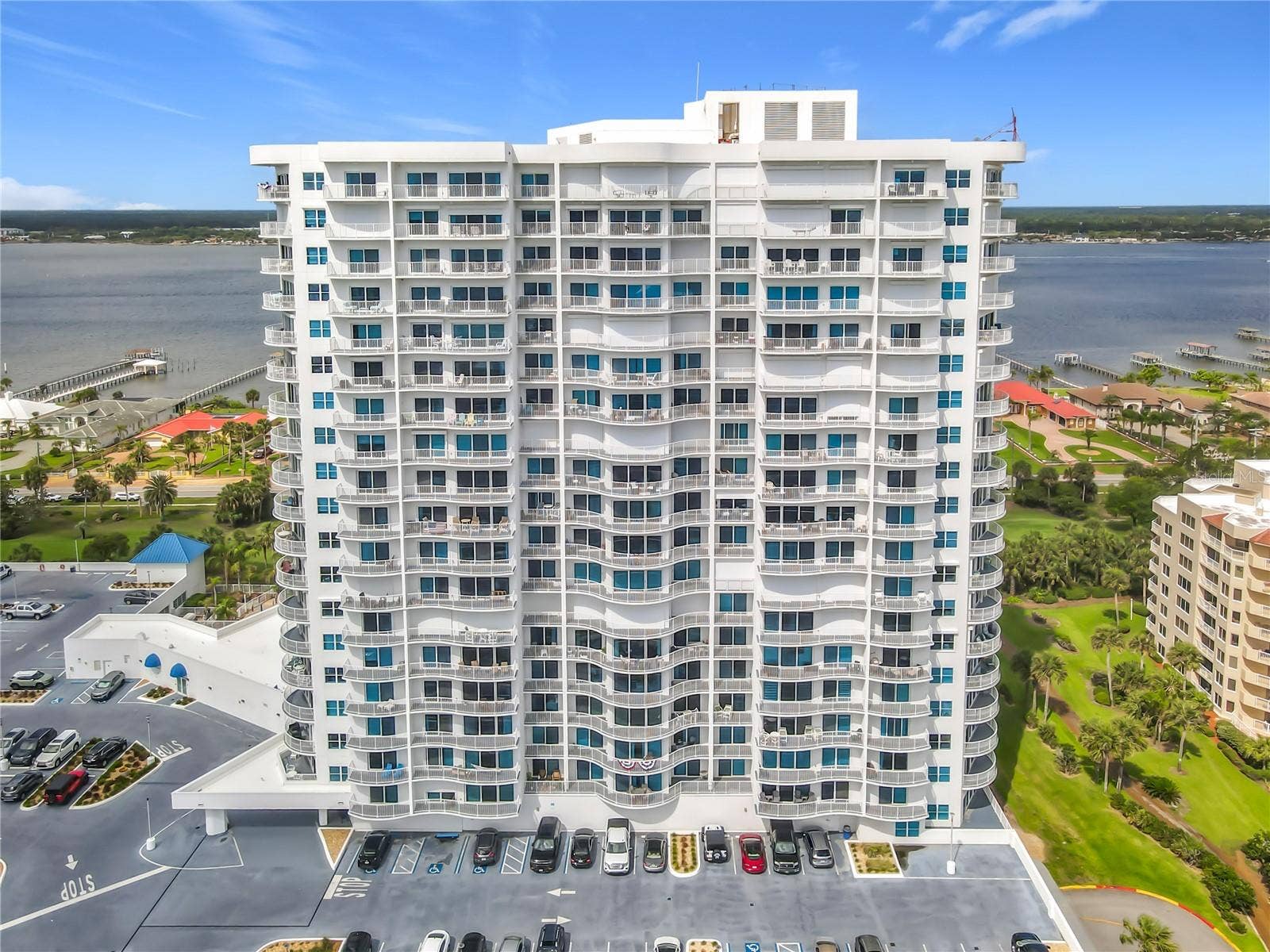 2 OCEANS WEST BLVD, #300, Daytona Beach Shores, FL 32118 2 OCEANS WEST BLVD, #300, Daytona Beach Shores, FL 32118