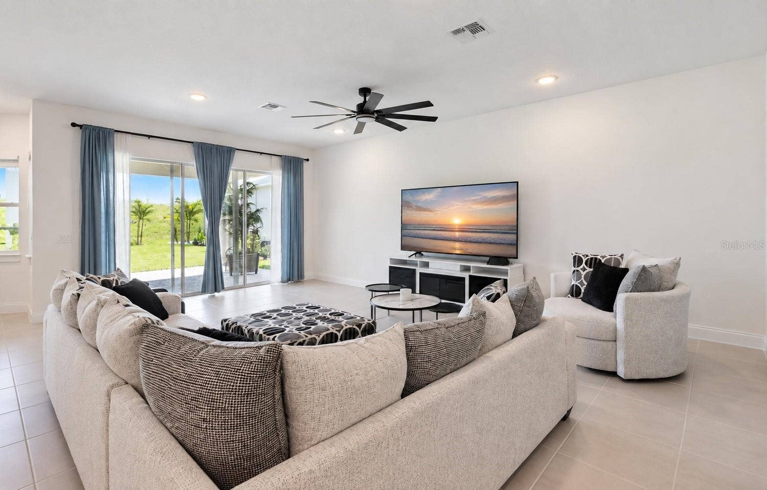 15652 GENTLE RAIN DRIVE, Winter Garden, FL 34787 Living
