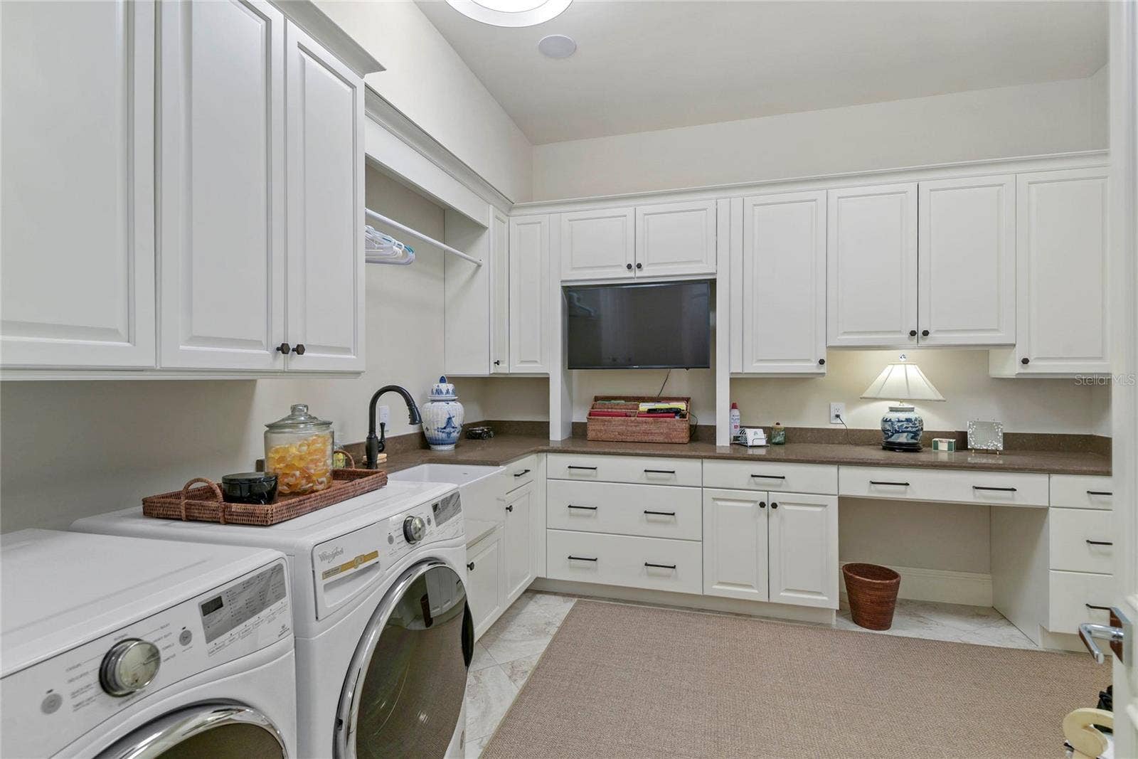 413 W MORSE BOULEVARD, Winter Park, FL 32789 413 W MORSE BOULEVARD, Winter Park, FL 32789