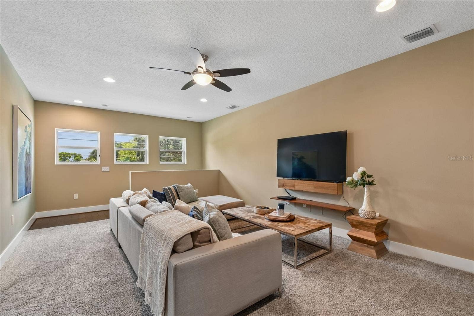 2107 HARGILL DRIVE, Orlando, FL 32806 2107 HARGILL DRIVE, Orlando, FL 32806