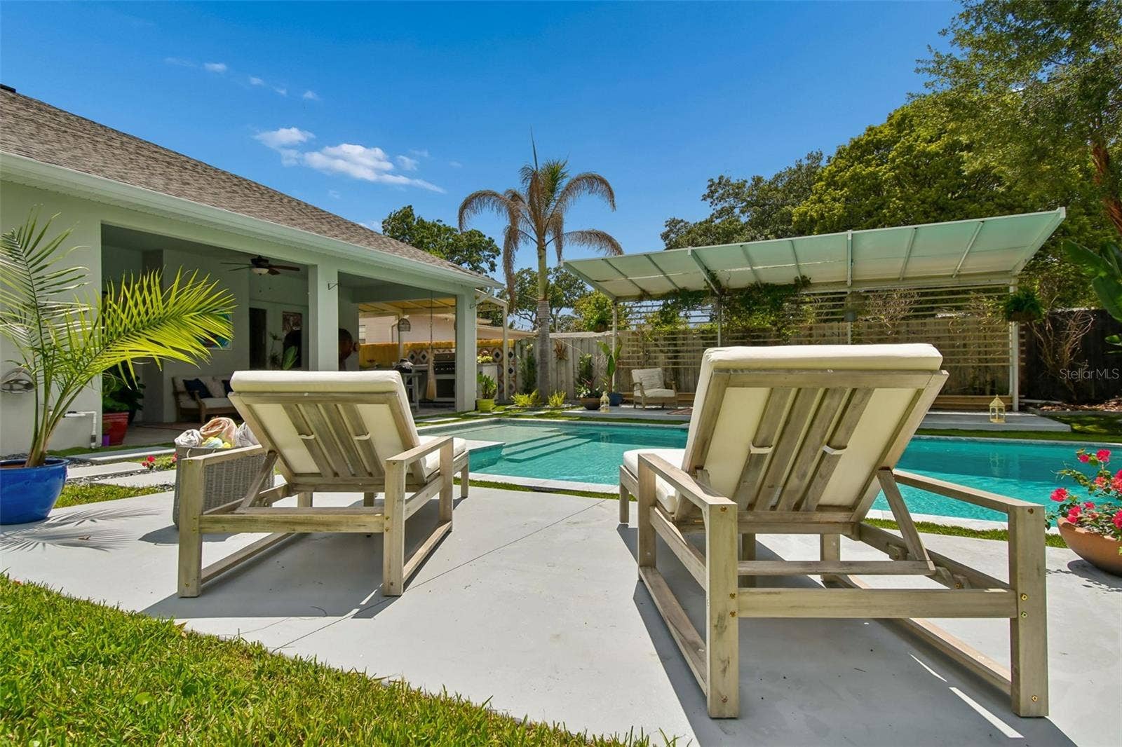 2107 HARGILL DRIVE, Orlando, FL 32806 2107 HARGILL DRIVE, Orlando, FL 32806