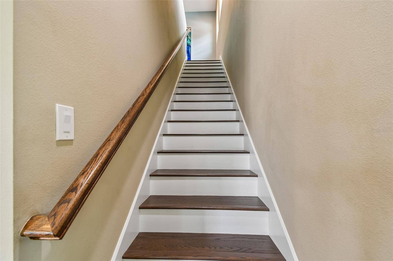 2107 HARGILL DRIVE, Orlando, FL 32806 2107 HARGILL DRIVE, Orlando, FL 32806