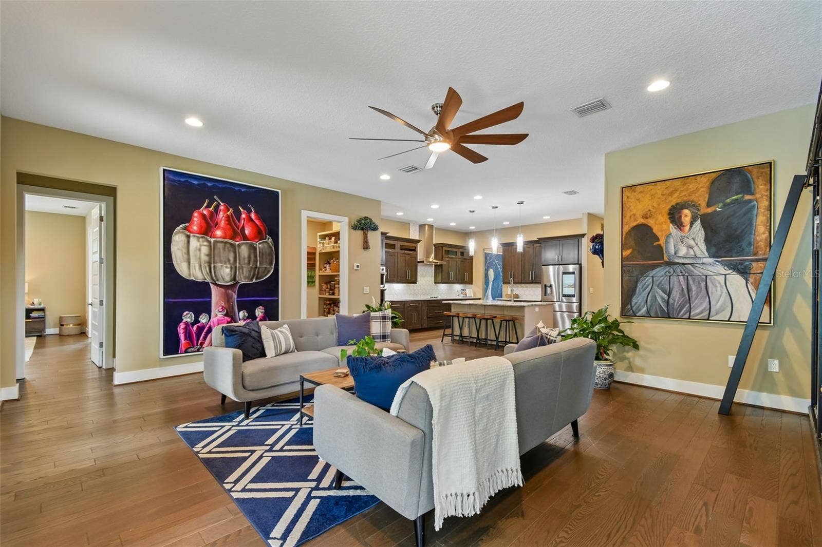 2107 HARGILL DRIVE, Orlando, FL 32806 2107 HARGILL DRIVE, Orlando, FL 32806