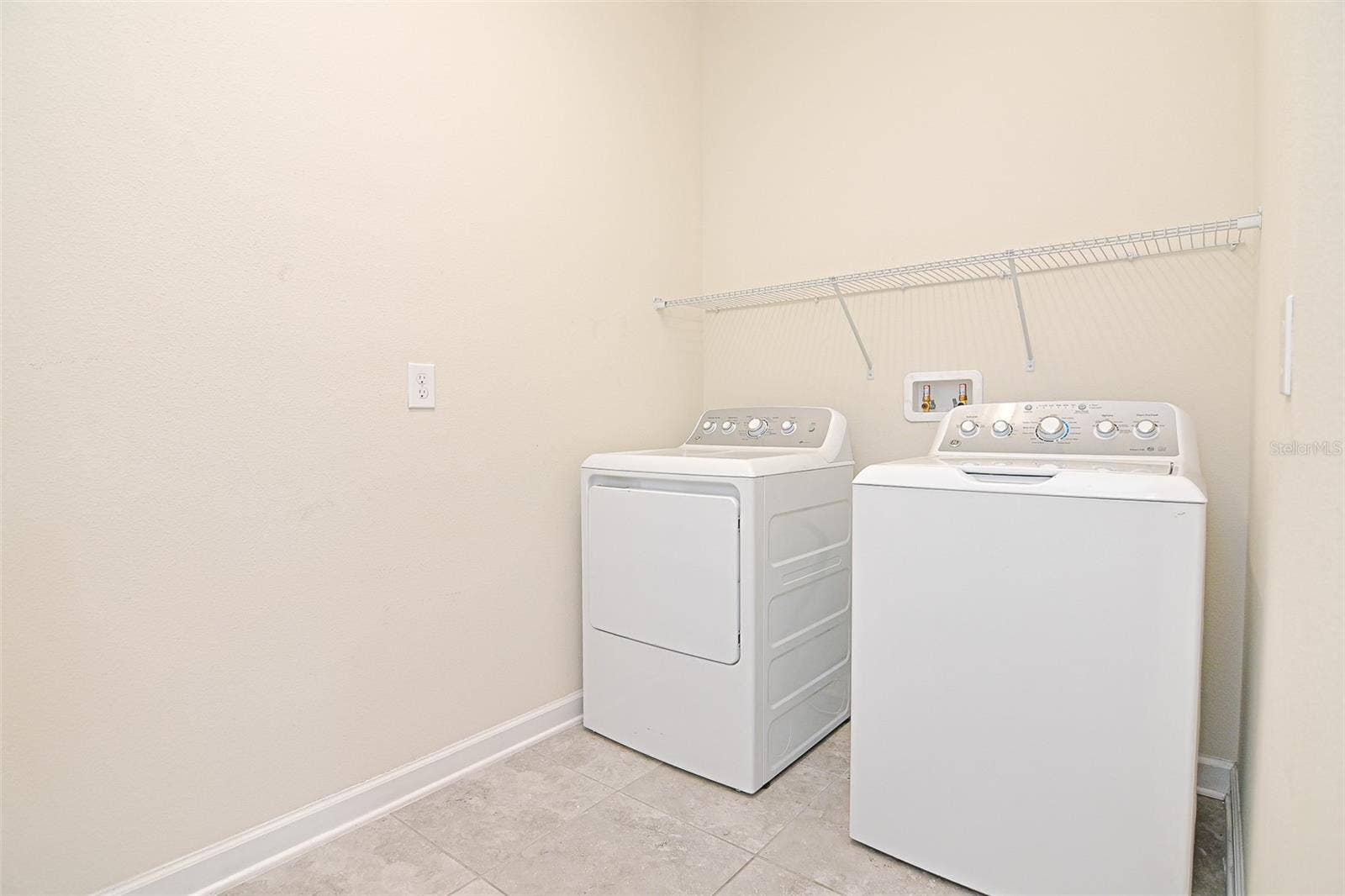 5973 CYPRESS HILL ROAD, Winter Garden, FL 34787 5973 CYPRESS HILL ROAD, Winter Garden, FL 34787