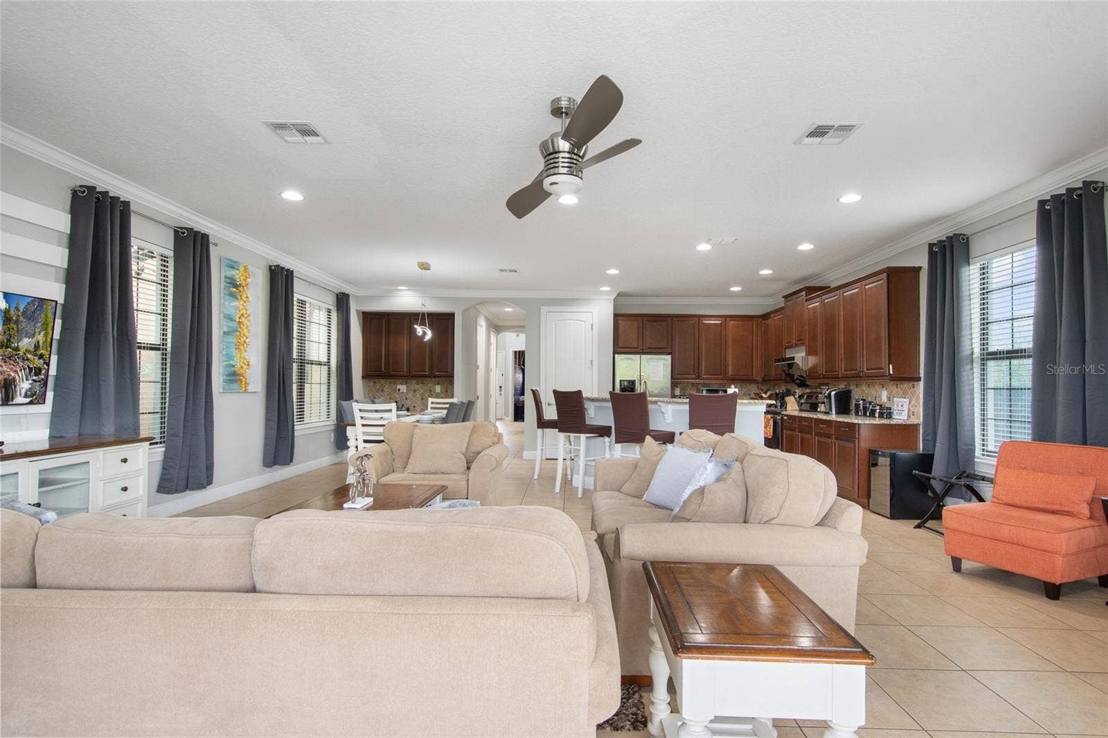 945 DESERT MOUNTAIN COURT, Reunion, FL 34747 945 DESERT MOUNTAIN COURT, Reunion, FL 34747