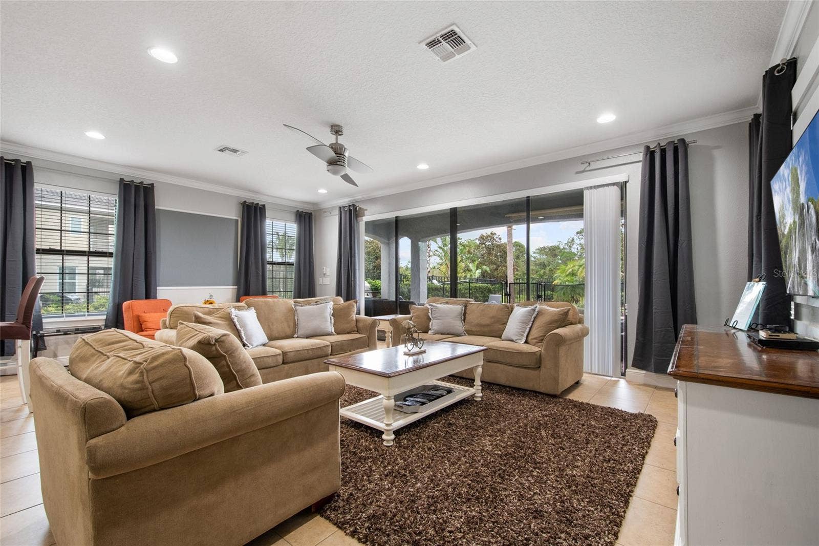 945 DESERT MOUNTAIN COURT, Reunion, FL 34747 945 DESERT MOUNTAIN COURT, Reunion, FL 34747