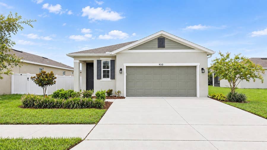 Property photo for 932 BLUE CREEK DRIVE, Haines City, FL