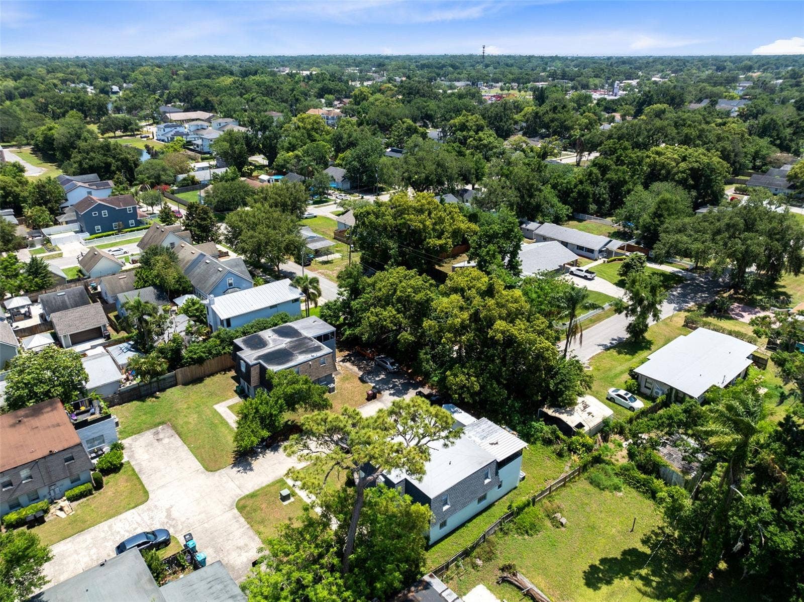 1228 E MURIEL STREET, Orlando, FL 32806 1228 E MURIEL STREET, Orlando, FL 32806