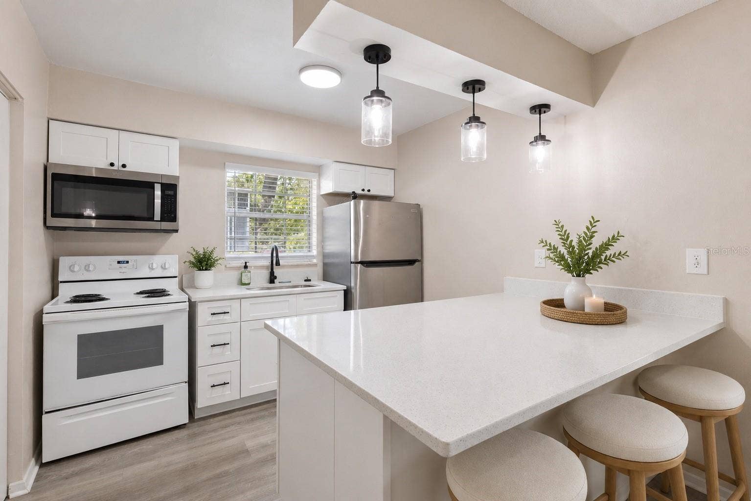 1228 E MURIEL STREET, Orlando, FL 32806 1228 E MURIEL STREET, Orlando, FL 32806