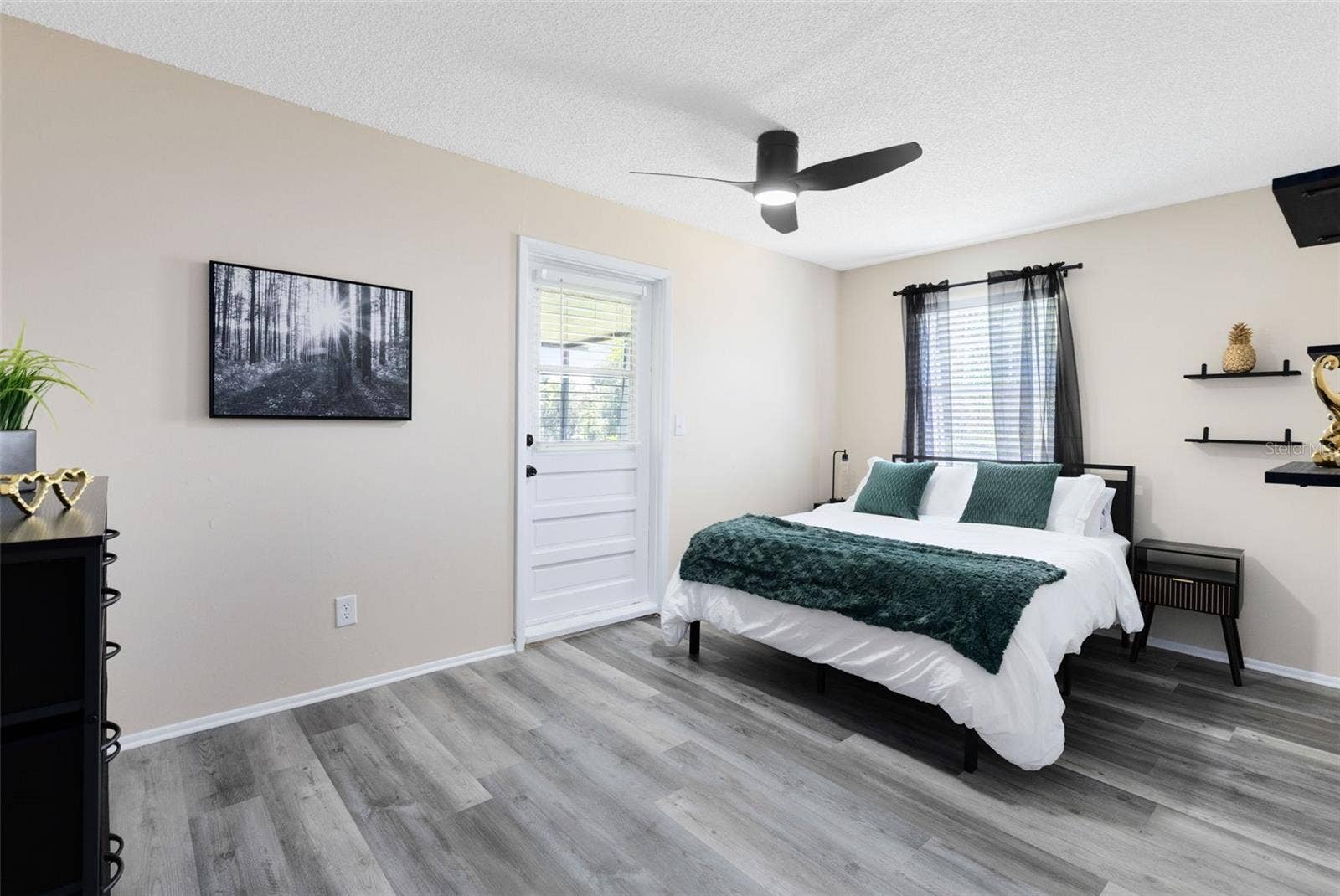 1228 E MURIEL STREET, Orlando, FL 32806 1228 E MURIEL STREET, Orlando, FL 32806
