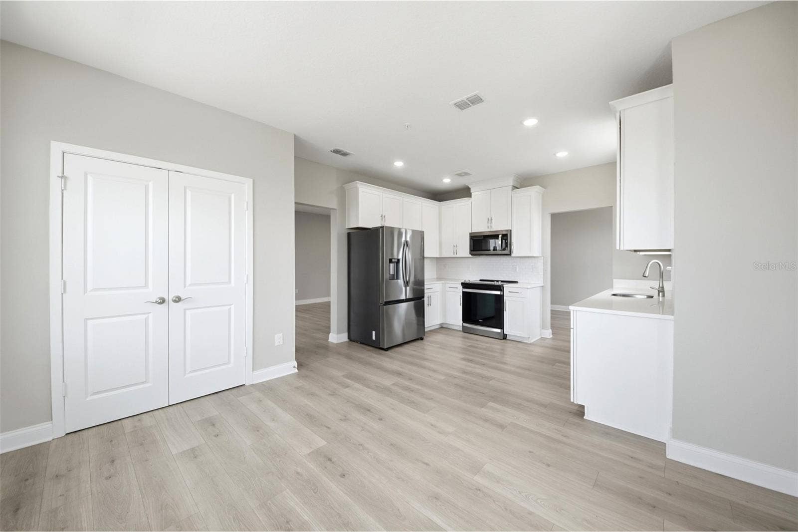 7521 LAUREATE BOULEVARD, #5403, Orlando, FL 32827 7521 LAUREATE BOULEVARD, #5403, Orlando, FL 32827