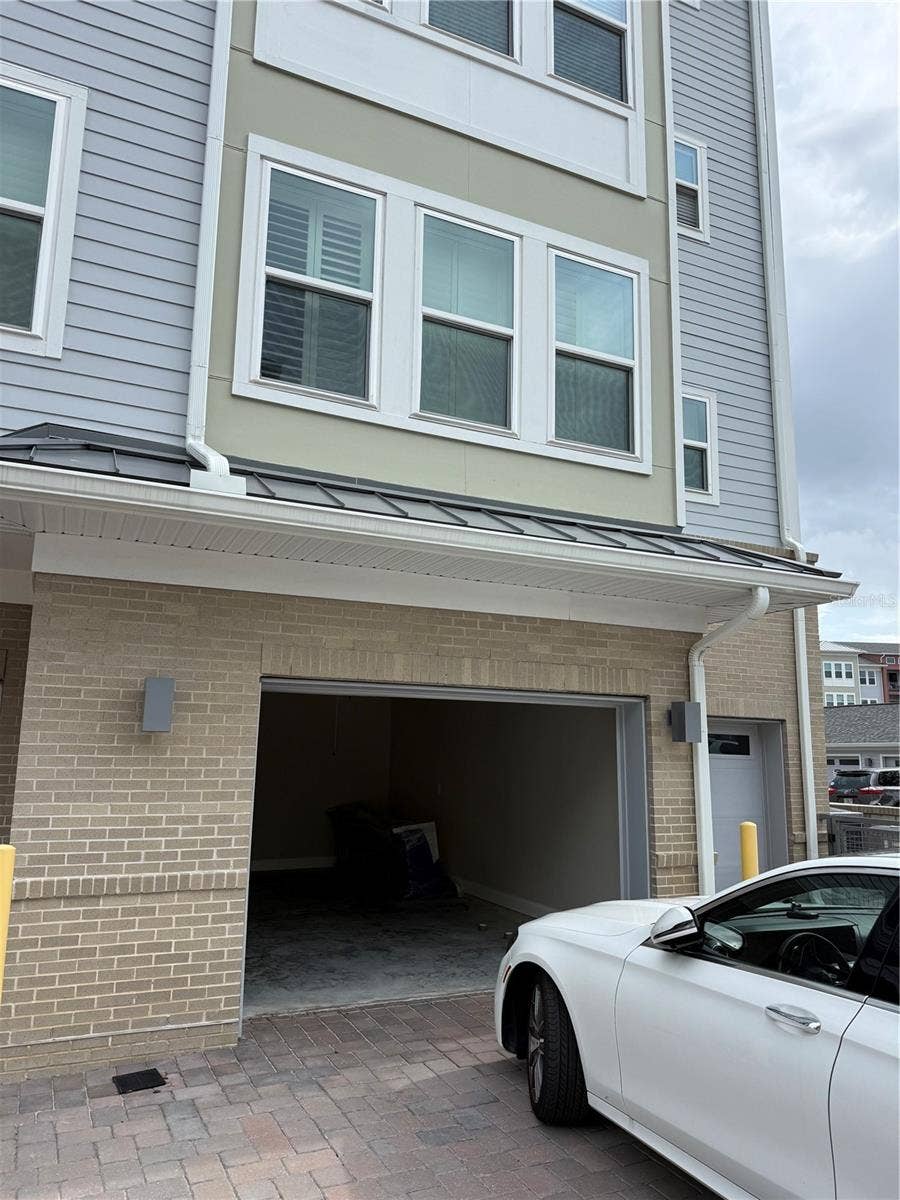 7521 LAUREATE BOULEVARD, #5403, Orlando, FL 32827 7521 LAUREATE BOULEVARD, #5403, Orlando, FL 32827