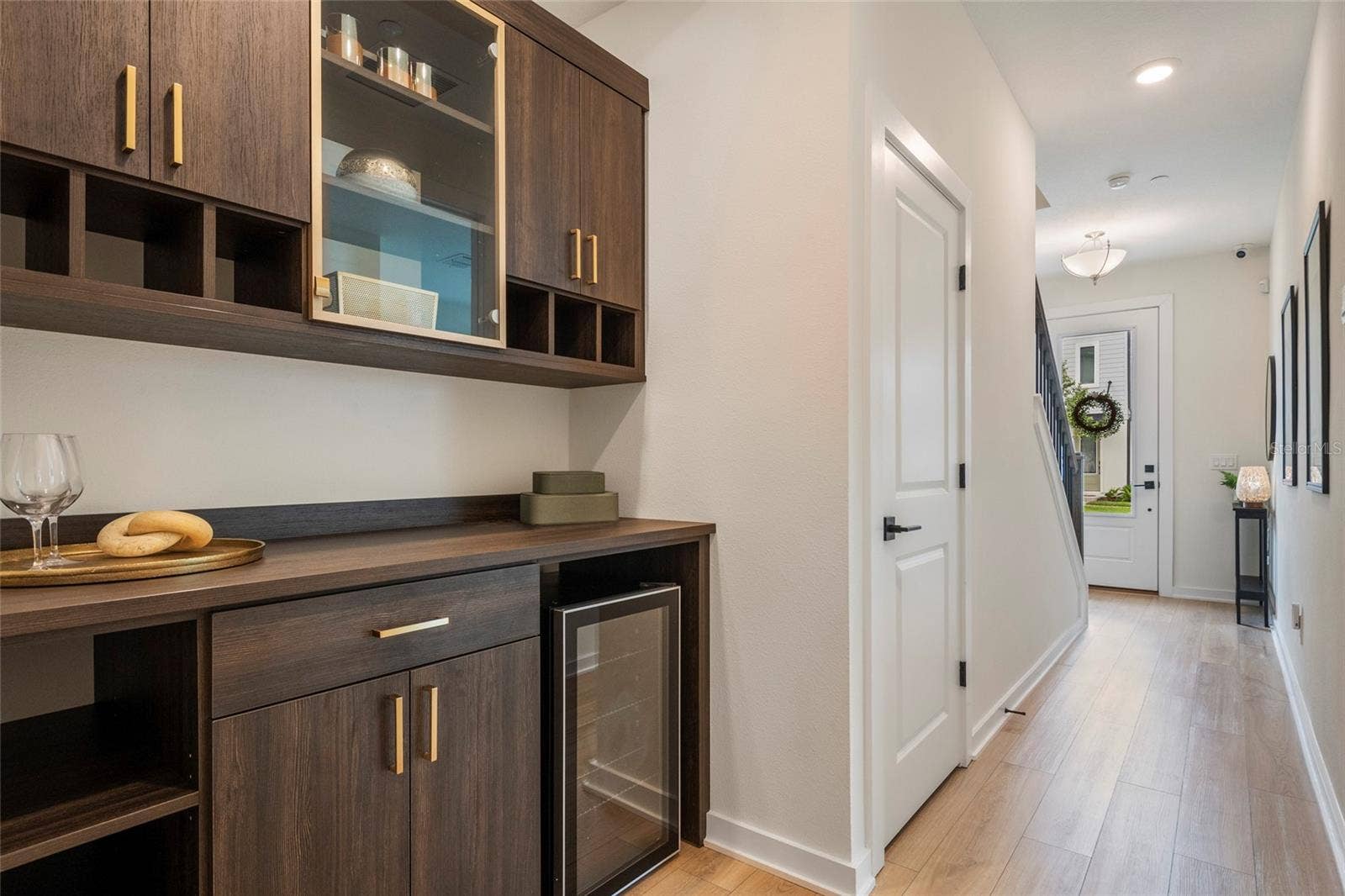 12551 WILLSTATTER AVENUE, Orlando, FL 32827 Custom Built-In