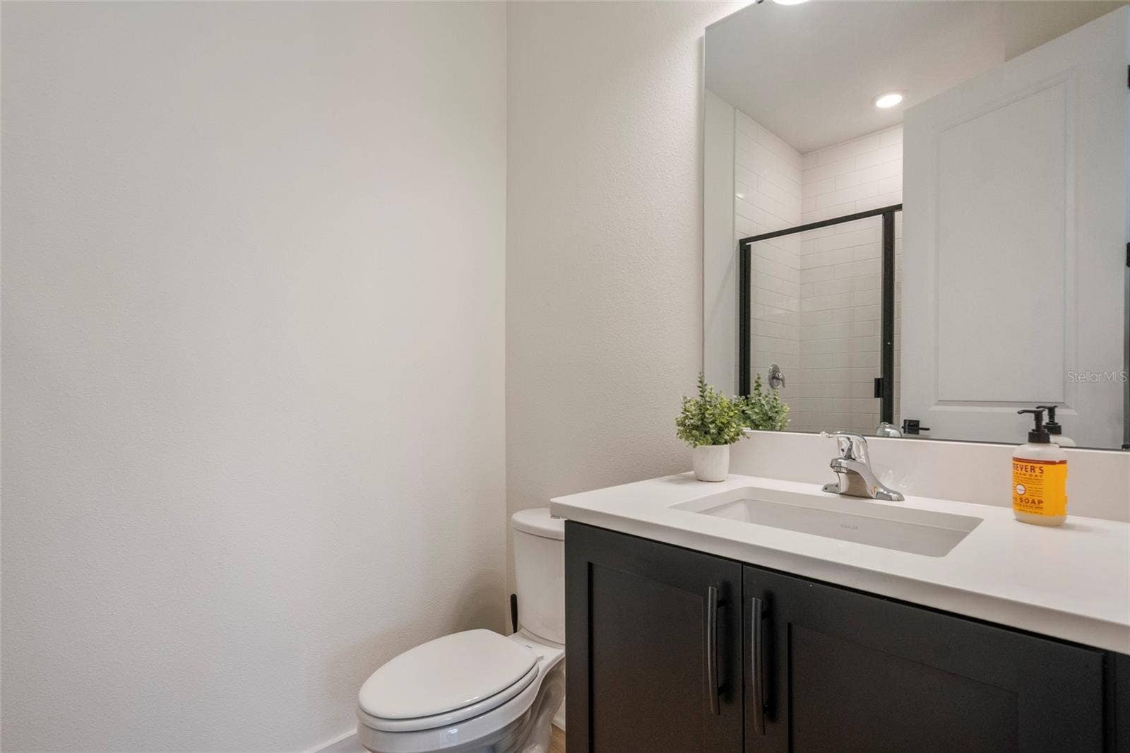 12551 WILLSTATTER AVENUE, Orlando, FL 32827 1st Floor Ensuite