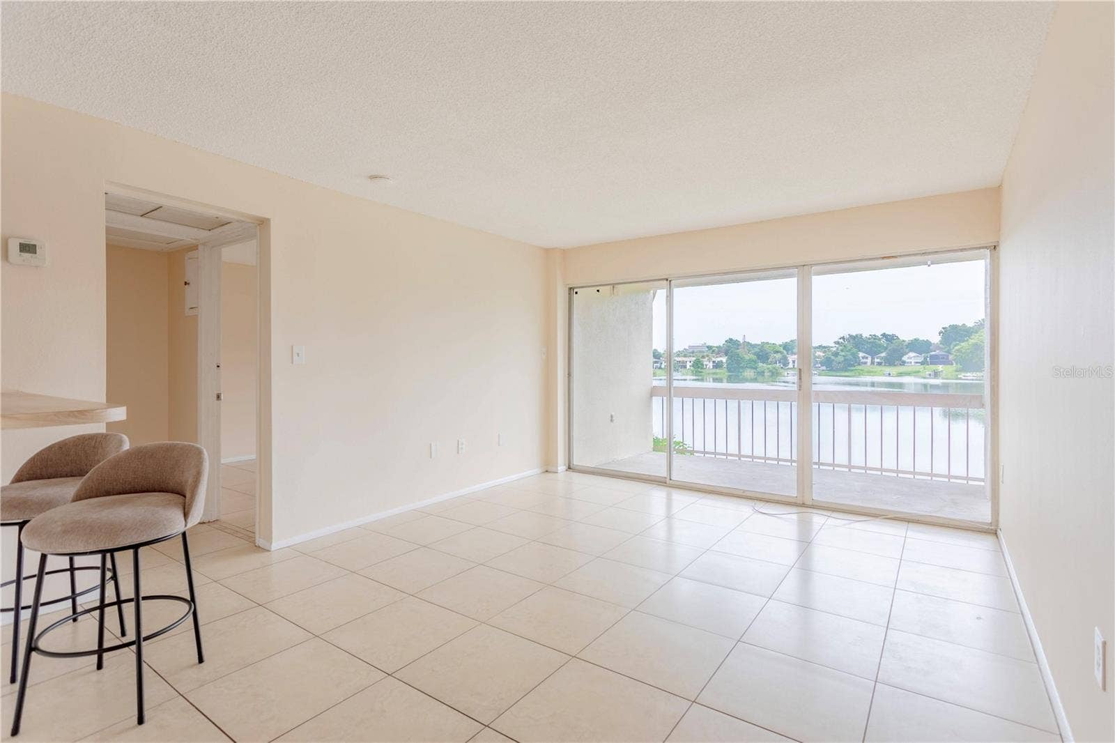 618 ORANGE DRIVE, #216, Altamonte Springs, FL 32701