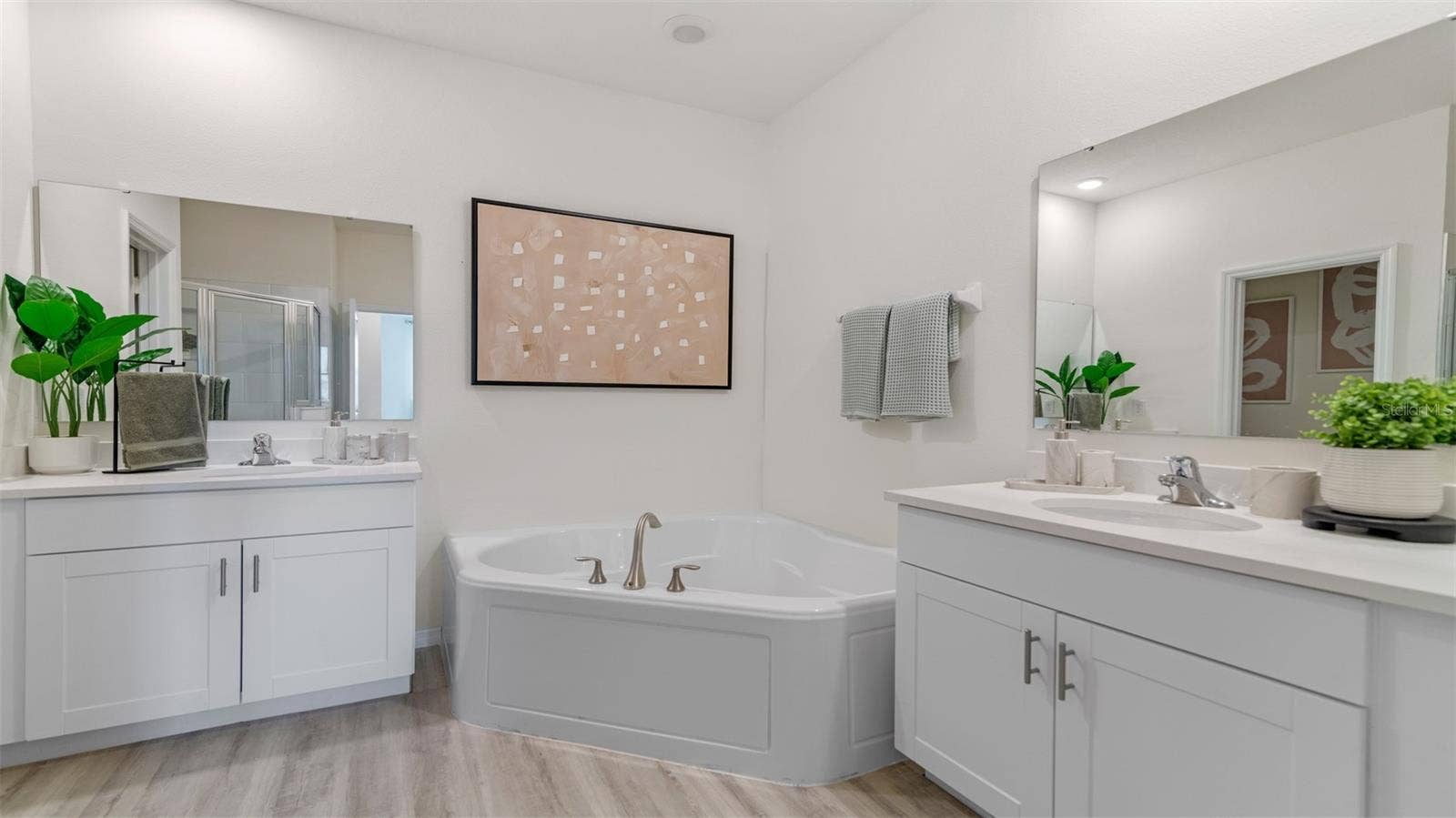 3001 KINGSMAN TRAIL, Ormond Beach, FL 32174 3001 KINGSMAN TRAIL, Ormond Beach, FL 32174