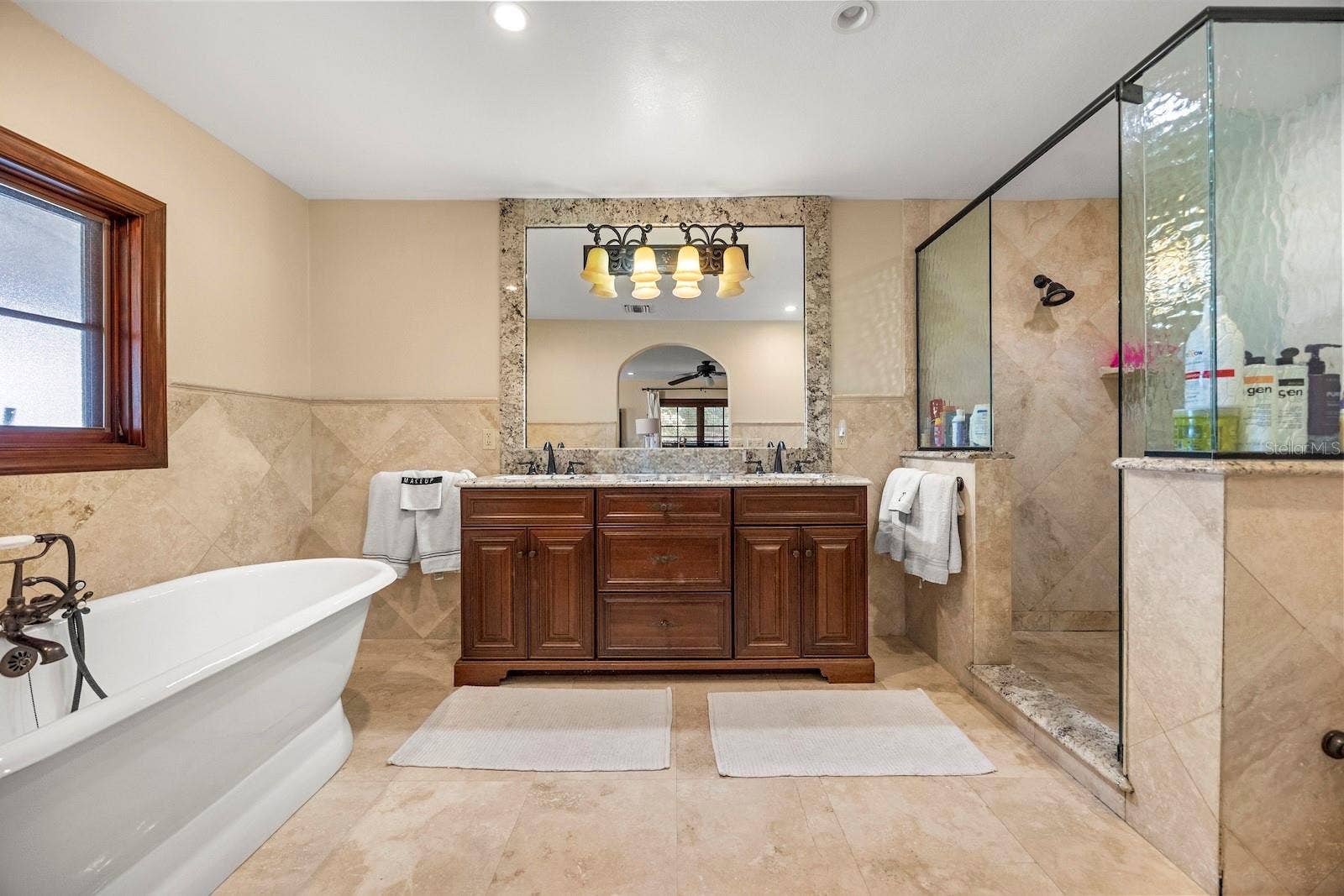5400 KENMORE LANE, Orlando, FL 32839 5400 KENMORE LANE, Orlando, FL 32839