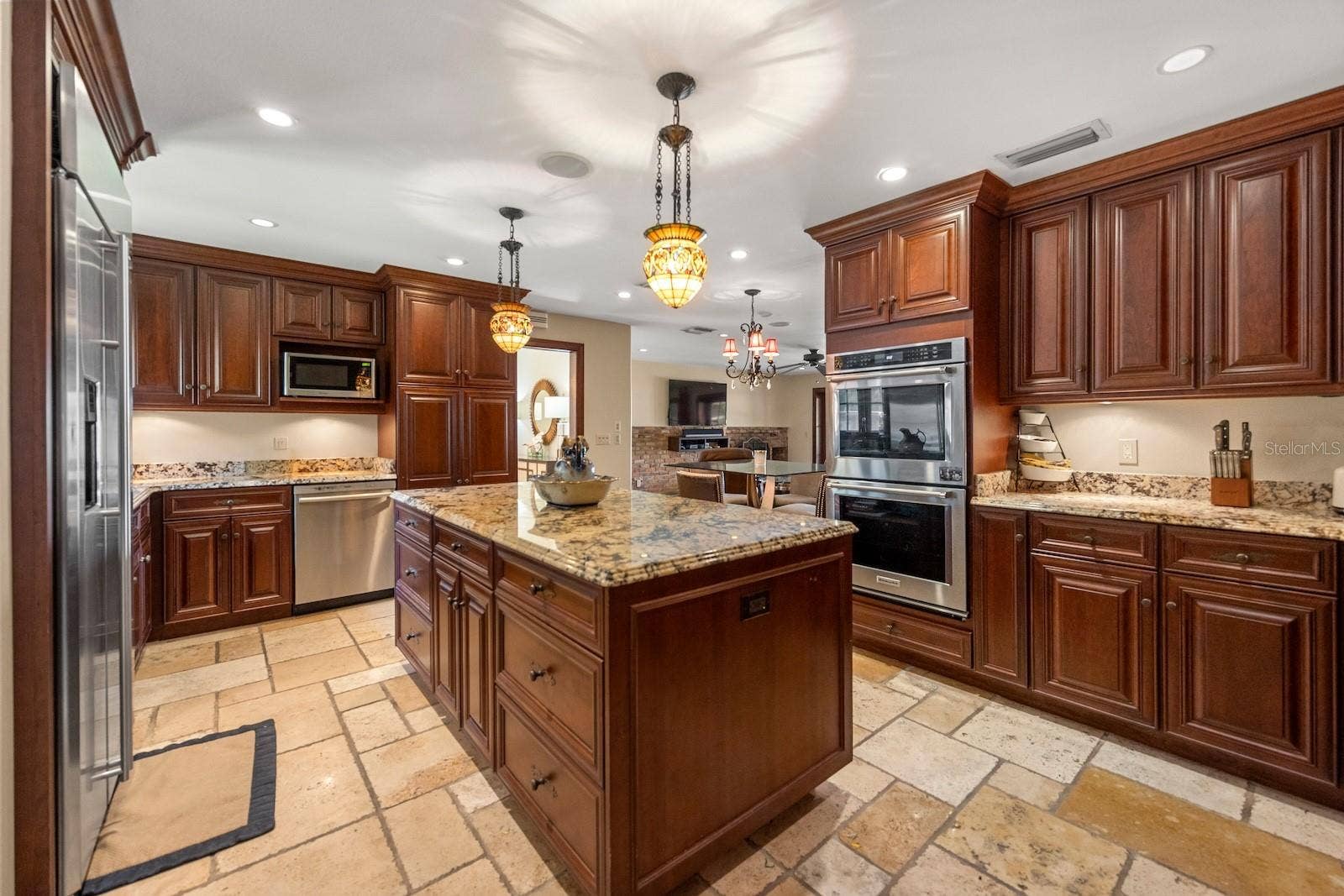 5400 KENMORE LANE, Orlando, FL 32839 5400 KENMORE LANE, Orlando, FL 32839