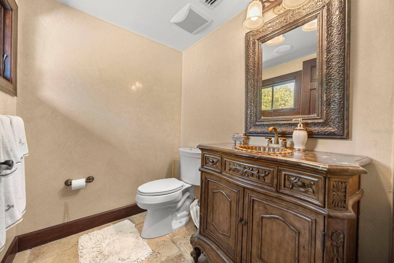 5400 KENMORE LANE, Orlando, FL 32839 5400 KENMORE LANE, Orlando, FL 32839