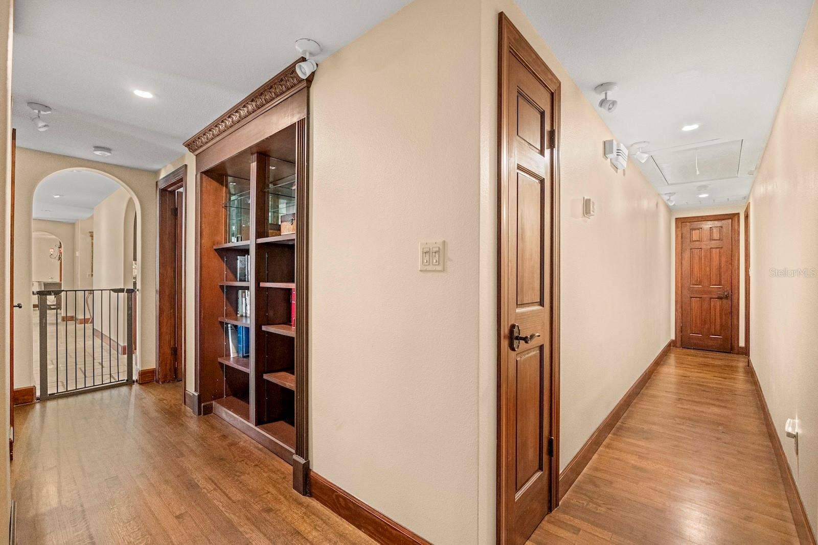 5400 KENMORE LANE, Orlando, FL 32839 5400 KENMORE LANE, Orlando, FL 32839