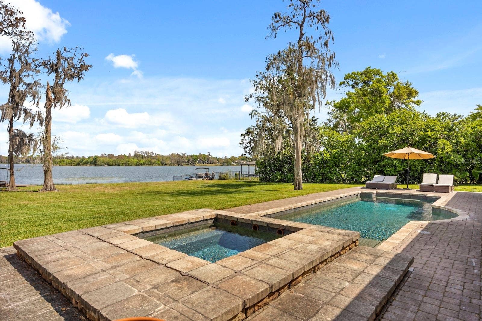 5400 KENMORE LANE, Orlando, FL 32839 5400 KENMORE LANE, Orlando, FL 32839