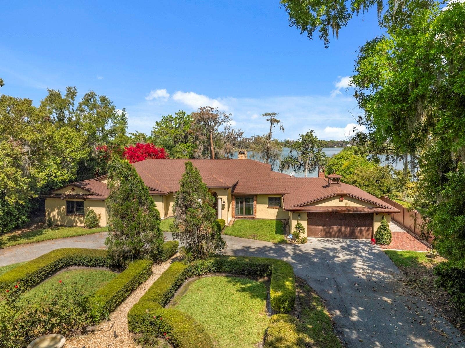 5400 KENMORE LANE, Orlando, FL 32839 5400 KENMORE LANE, Orlando, FL 32839