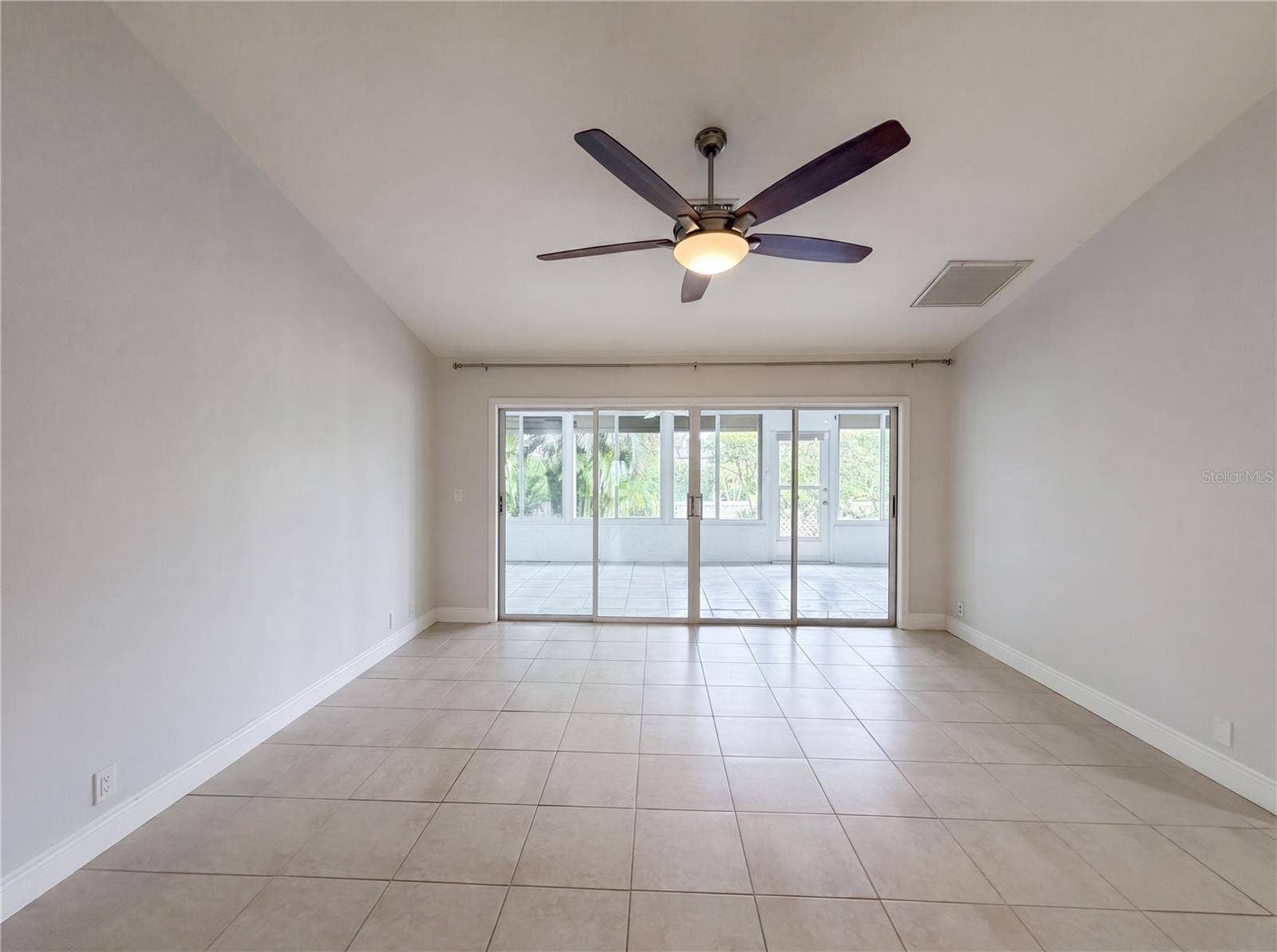 4816 61ST AVENUE TERRACE W, Bradenton, FL 34210 4816 61ST AVENUE TERRACE W, Bradenton, FL 34210