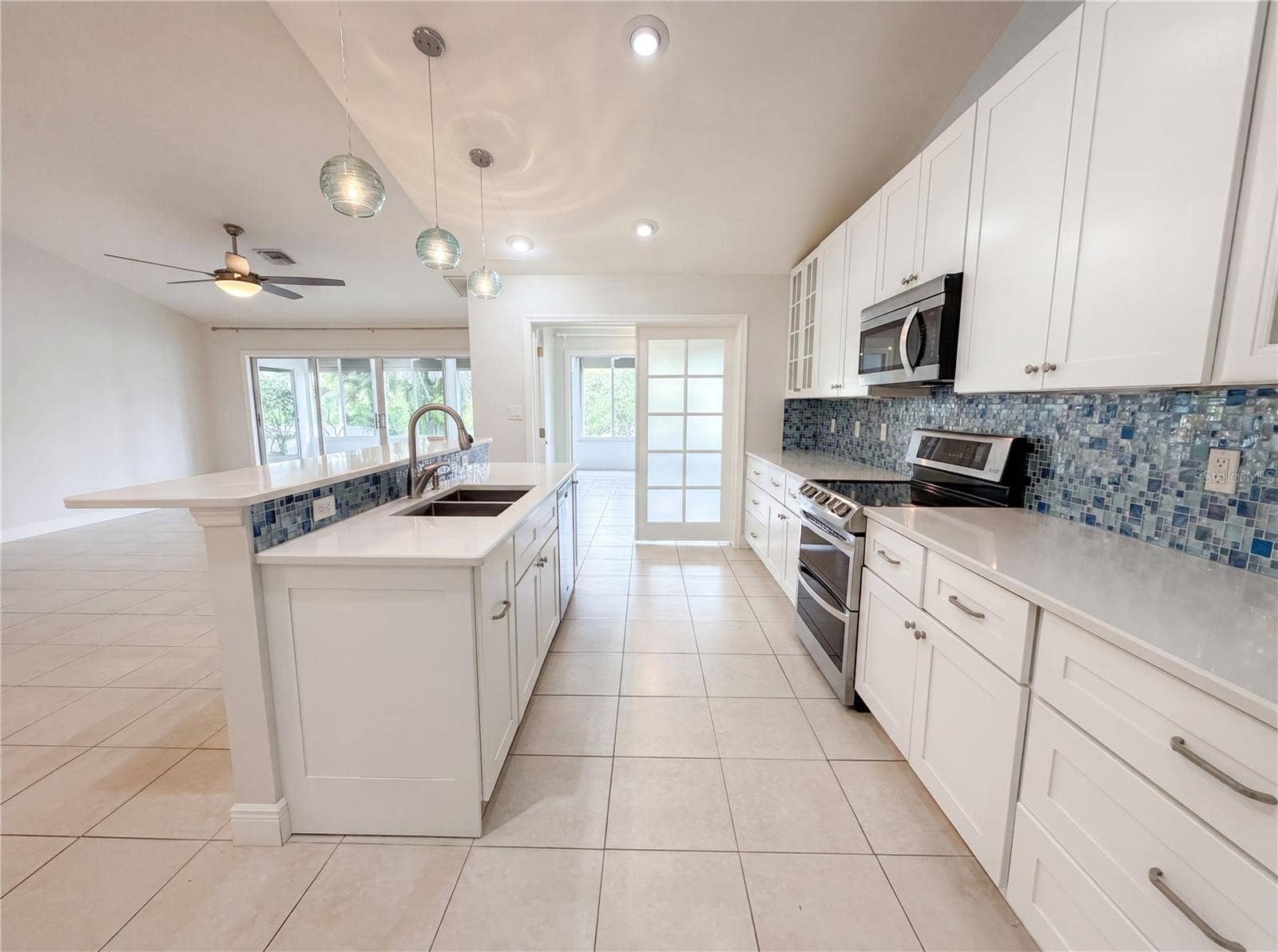 4816 61ST AVENUE TERRACE W, Bradenton, FL 34210 4816 61ST AVENUE TERRACE W, Bradenton, FL 34210