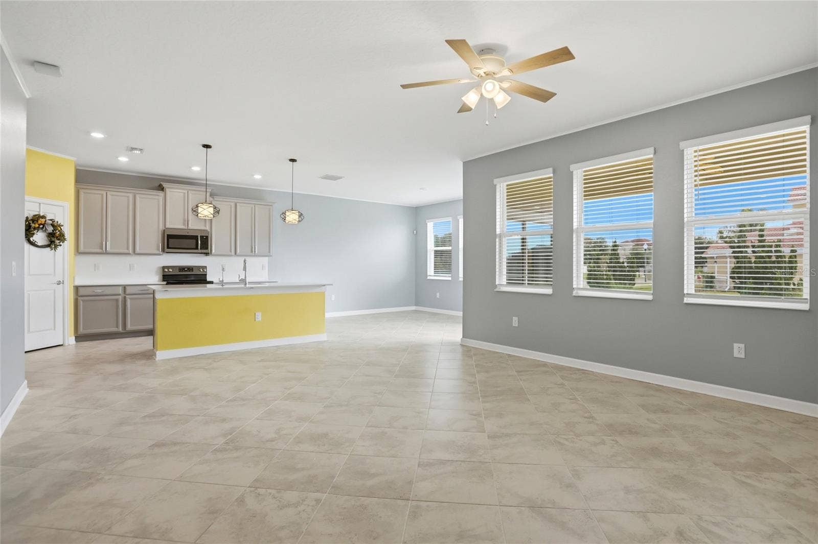 8700 PACIFIC DUNES DRIVE, Davenport, FL 33896 8700 PACIFIC DUNES DRIVE, Davenport, FL 33896