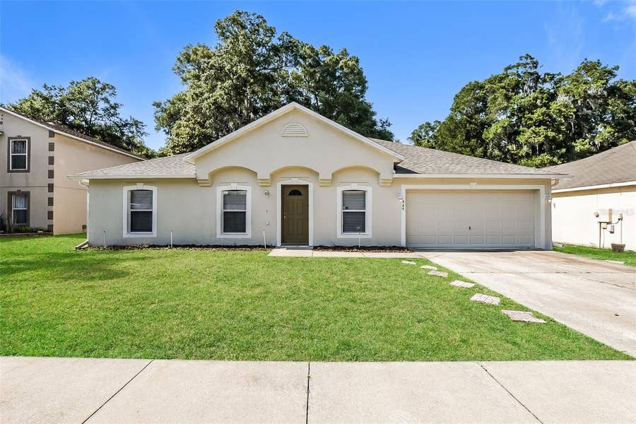 Property photo for 949 CASCADES PARK TRAIL, Deland, FL