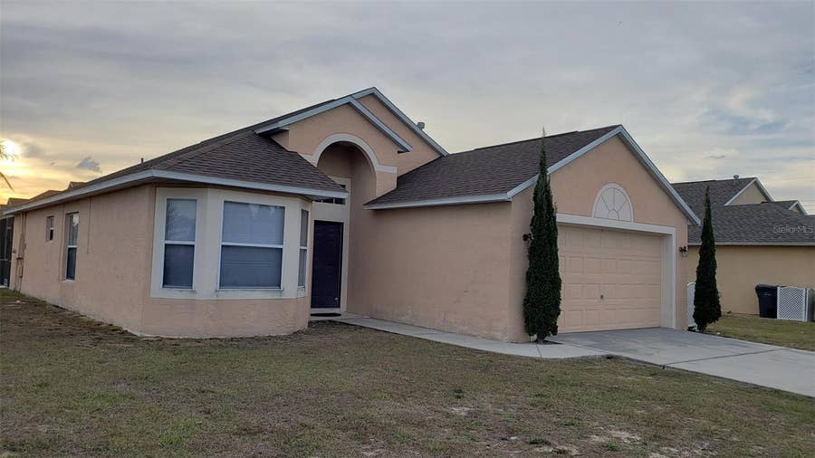 Property photo for 636 MAJESTY DRIVE, Davenport, FL