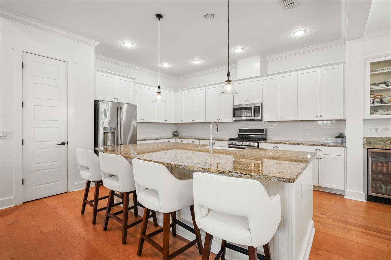 925 EASLEY AVENUE, Winter Garden, FL 34787 925 EASLEY AVENUE, Winter Garden, FL 34787