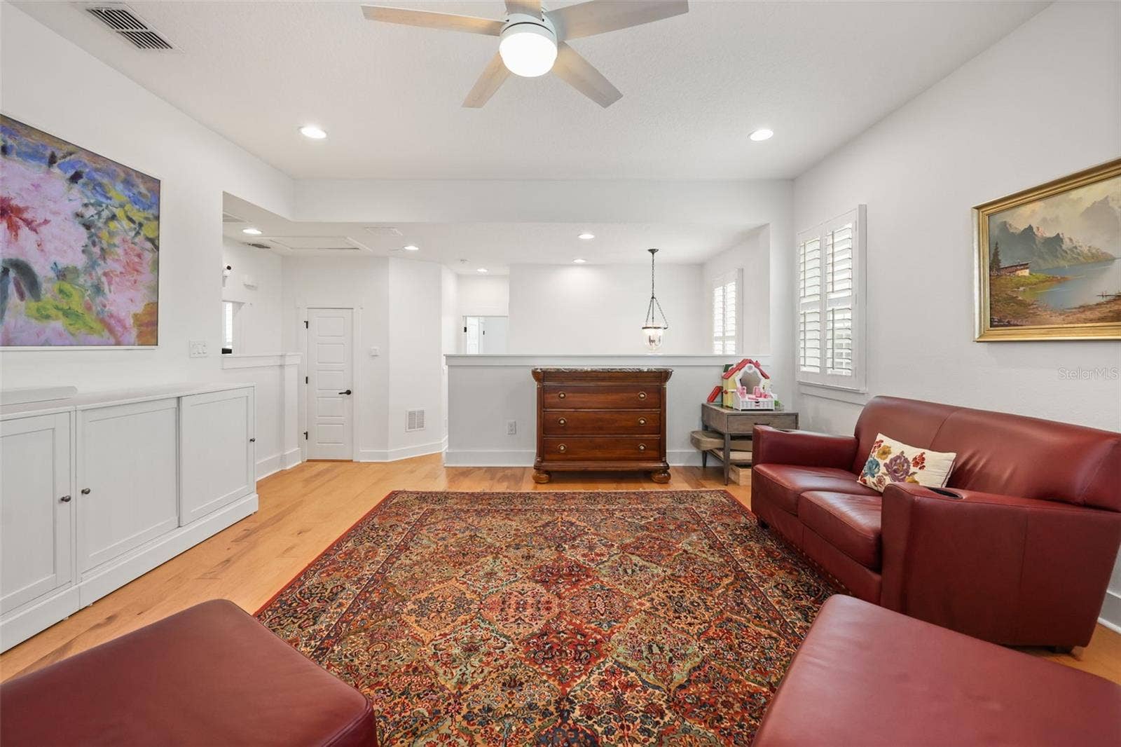 925 EASLEY AVENUE, Winter Garden, FL 34787 925 EASLEY AVENUE, Winter Garden, FL 34787