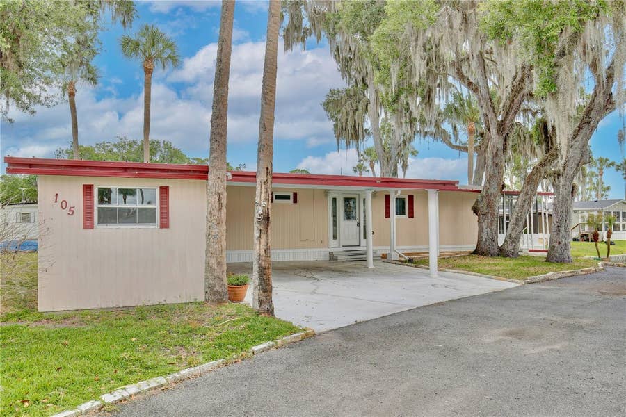 Property photo for 105 CANAL VIEW, Eustis, FL
