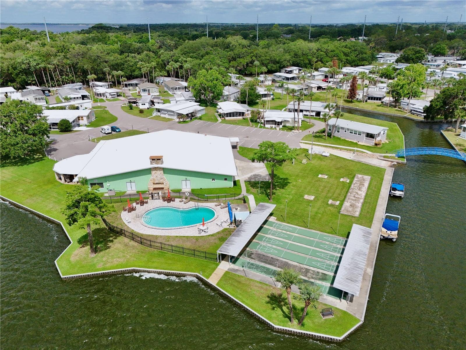 105 CANAL VIEW, Eustis, FL 32726 105 CANAL VIEW, Eustis, FL 32726