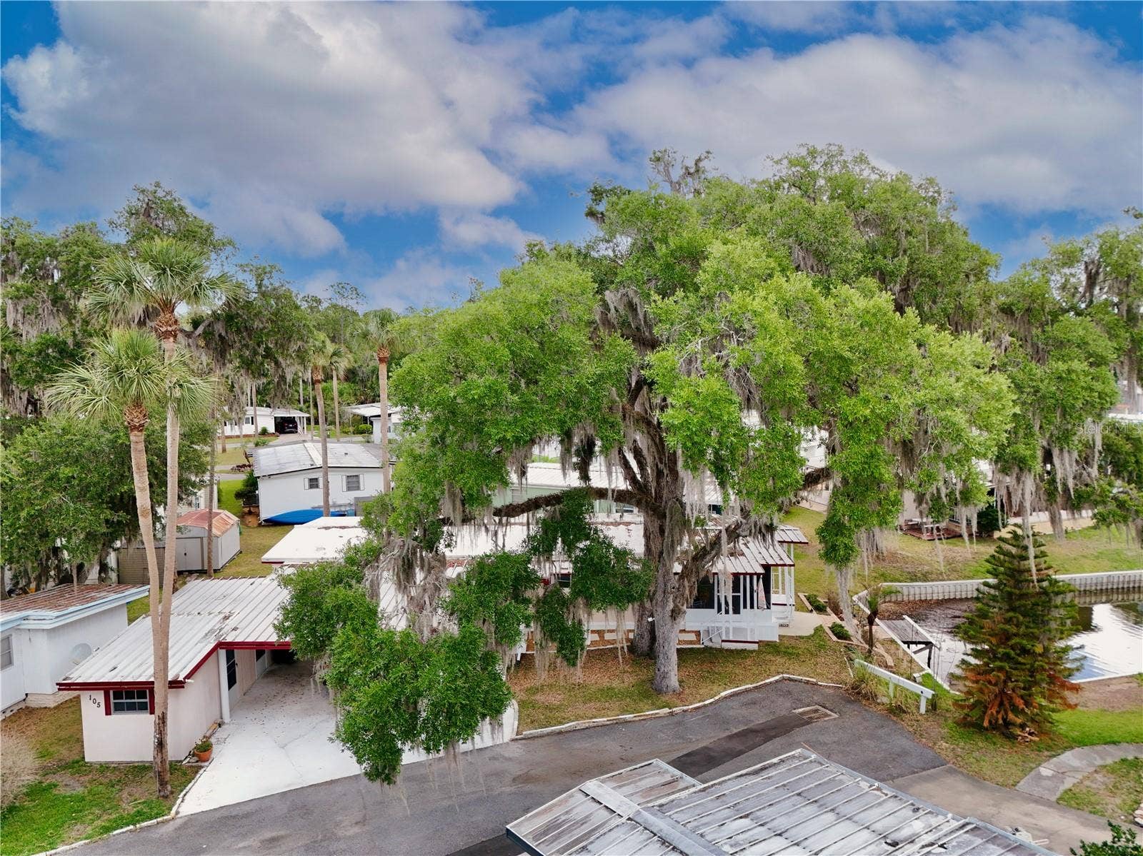 105 CANAL VIEW, Eustis, FL 32726 105 CANAL VIEW, Eustis, FL 32726