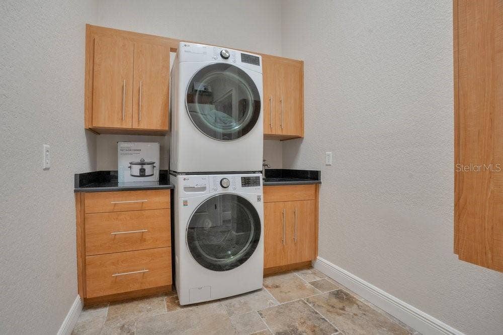 2503 BUTLER BAY DRIVE N, Windermere, FL 34786 2503 BUTLER BAY DRIVE N, Windermere, FL 34786