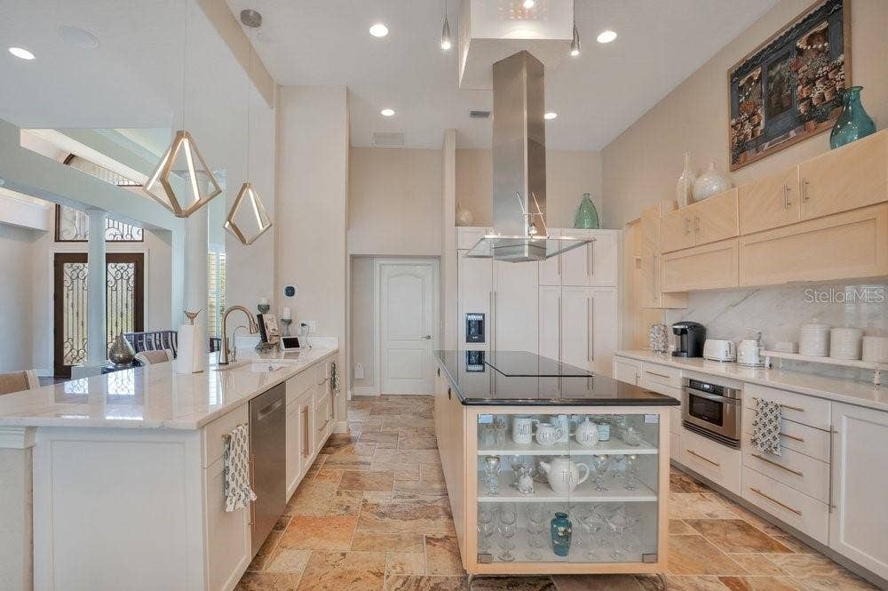 2503 BUTLER BAY DRIVE N, Windermere, FL 34786 2503 BUTLER BAY DRIVE N, Windermere, FL 34786