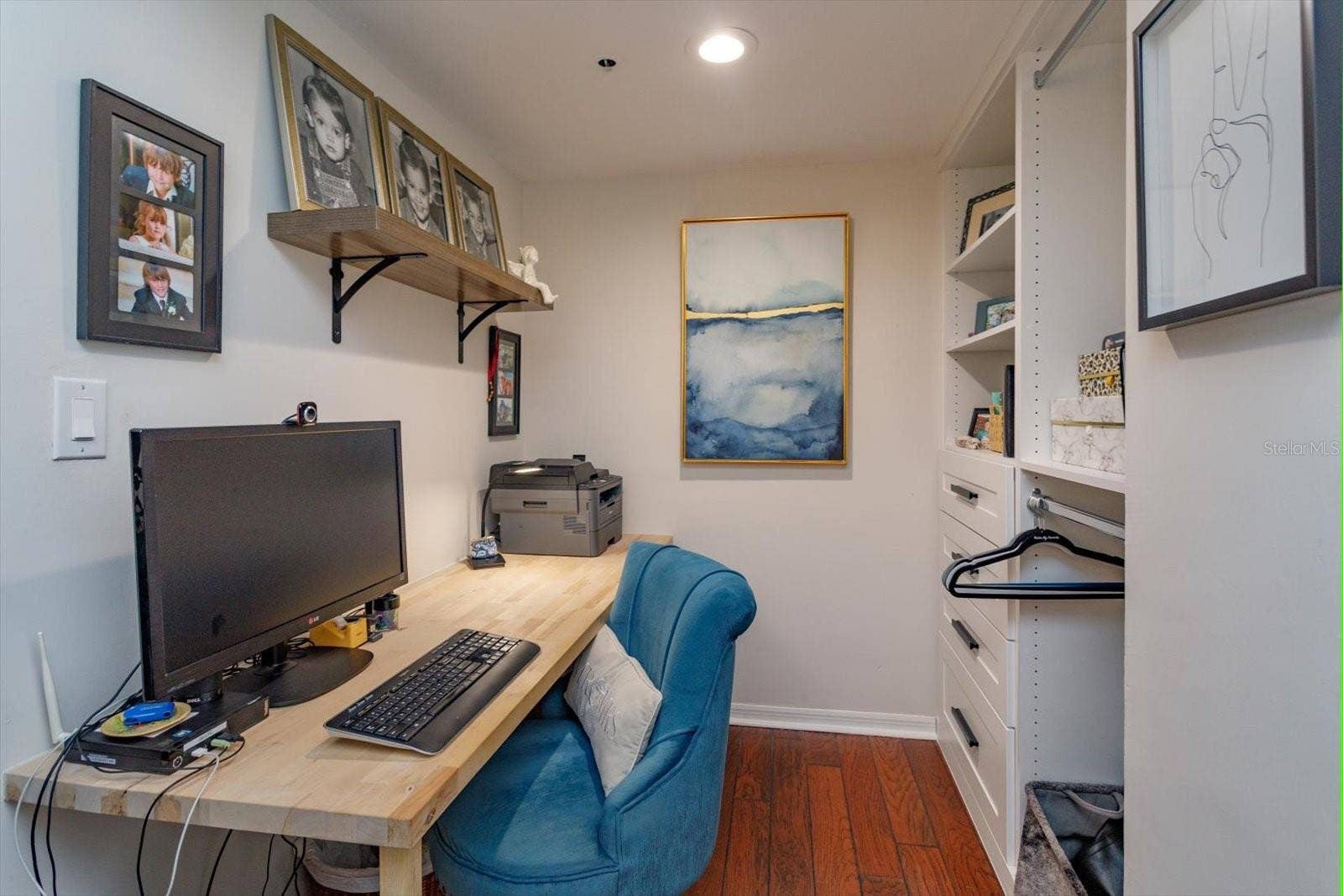 7550 HINSON STREET, #6A, Orlando, FL 32819 Office space/Custom closet