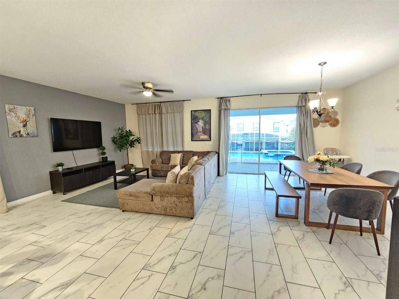 1241 CHALLENGE DRIVE, Davenport, FL 33896 Great Room and Dinging Room Combo